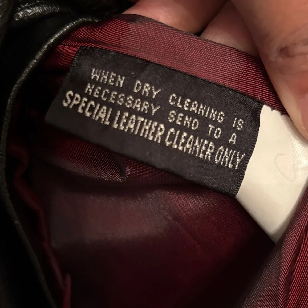 Vintage Wilsons Leather Black Qtr Trench Coat With Belt Womens 1X 🖤🎄 - Picture 9 of 10